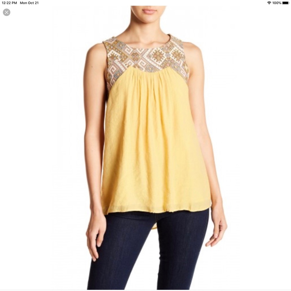 Doe & Rae Back Cutout Tank Top